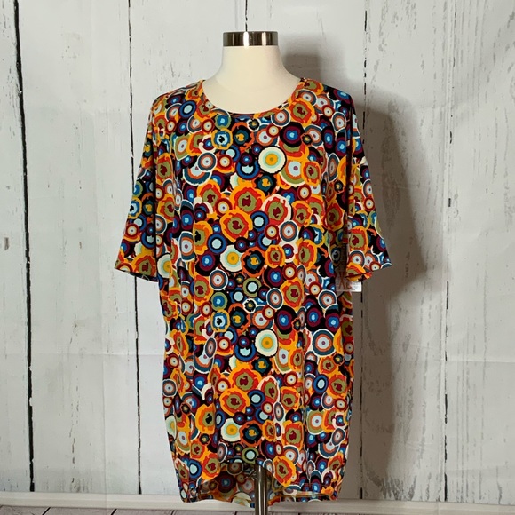 Lula Roe Irma - Picture 1 of 8